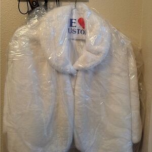 Women's White Faux Fur shrug